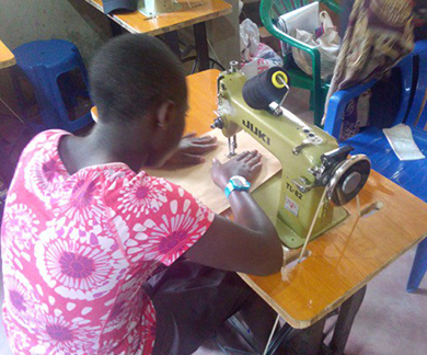 Rotary Lunch Clubs Help Uganda Patients